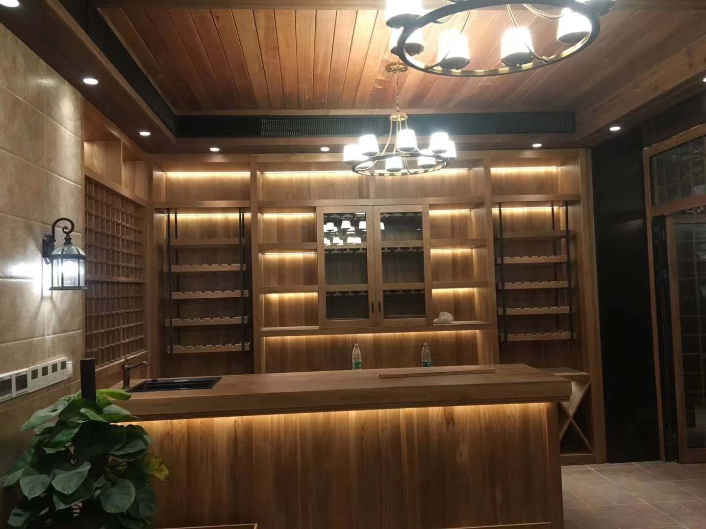 為何要安裝酒窖空調(diào)，您需要知道關(guān)于儲(chǔ)藏紅酒的環(huán)境